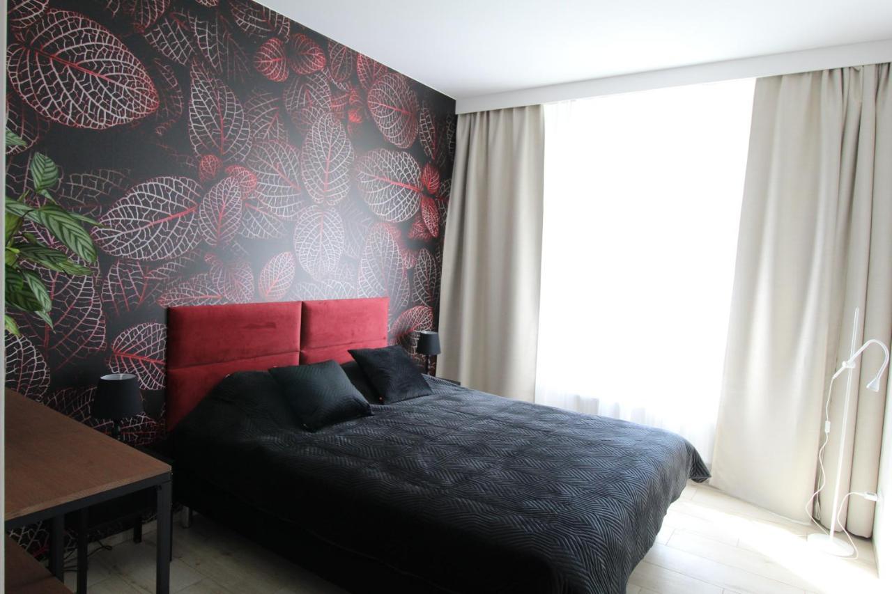 New Apartment Mona Warsaw Red מראה חיצוני תמונה